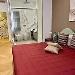 Luxury Gold Apartment
