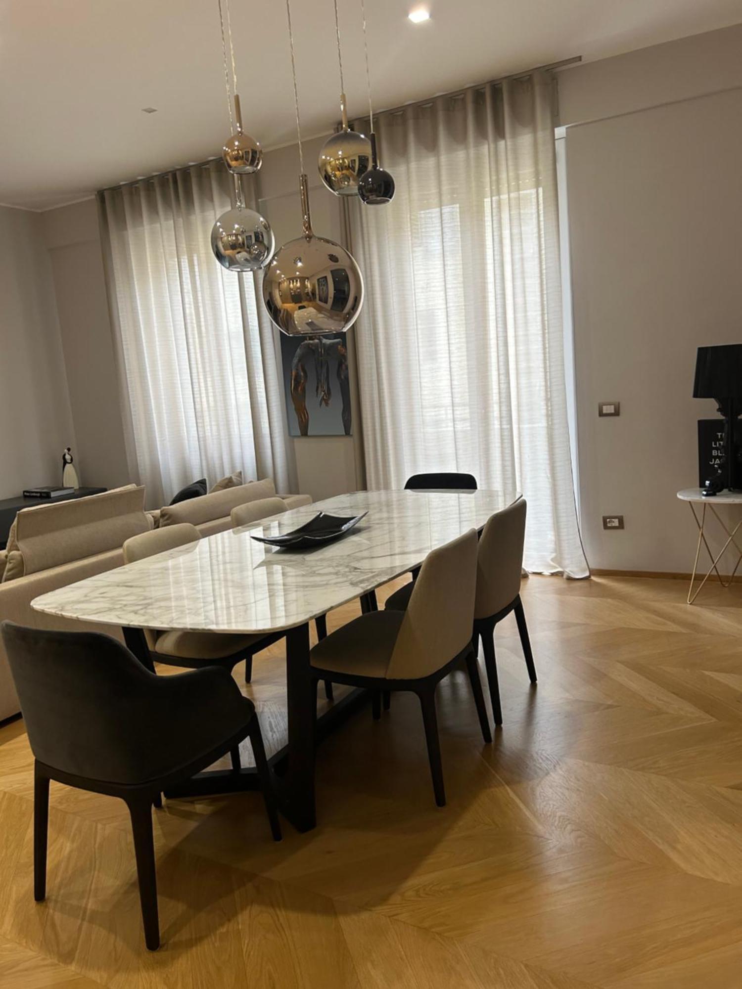 Luxury Gold Milan